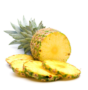 frische aufgeschnittene Ananas